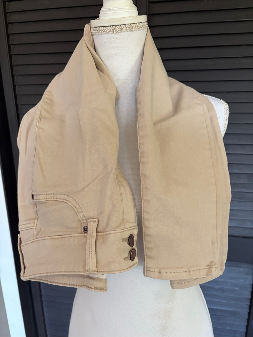 Maurices Light Beige Skinny Women's Jeans Size M Reg